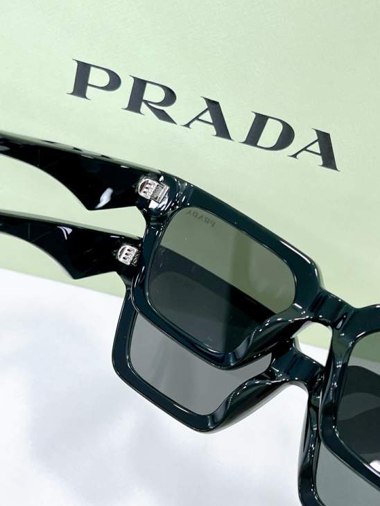 Picture of Prada Sunglasses _SKUfw80536098fw